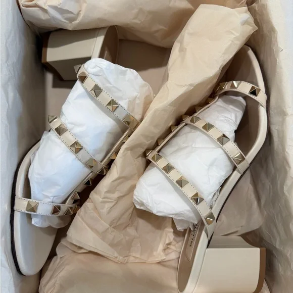 NWT Valentino Rockstud Sandals Block Heel - light ivory size 40 - Picture 2 of 7
